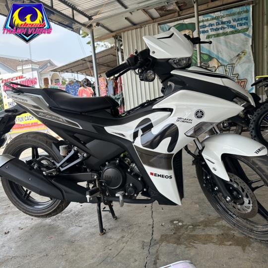 Exciter 155 - Movitar Trăng đen